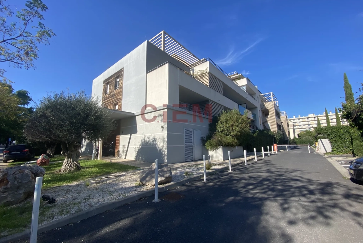 Vente d'un appartement T3 lumineux avec terrasses et garage à Montpellier 