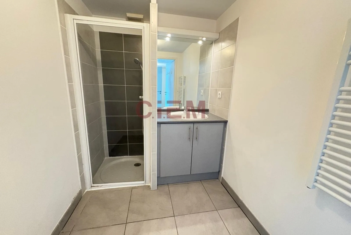 Vente d'un appartement T3 lumineux avec terrasses et garage à Montpellier 