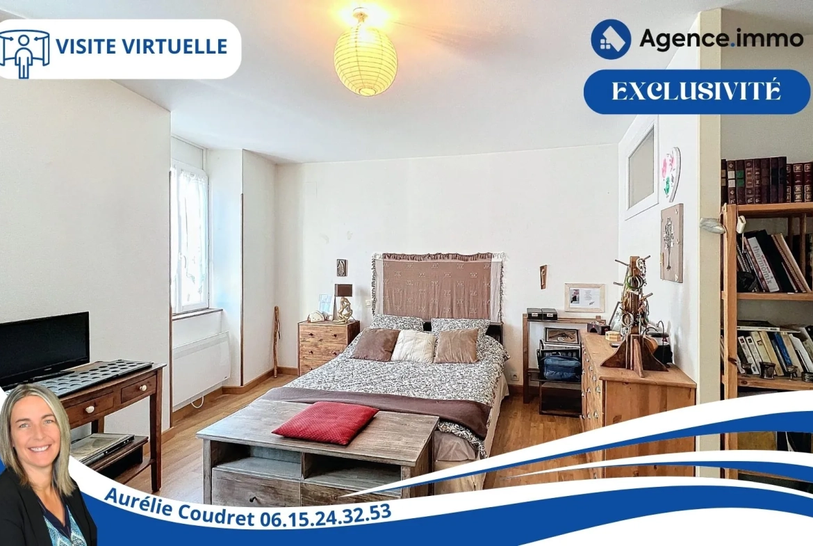 Maison en pierre apparente de 104 m² à Boisredon, jardin et garage 