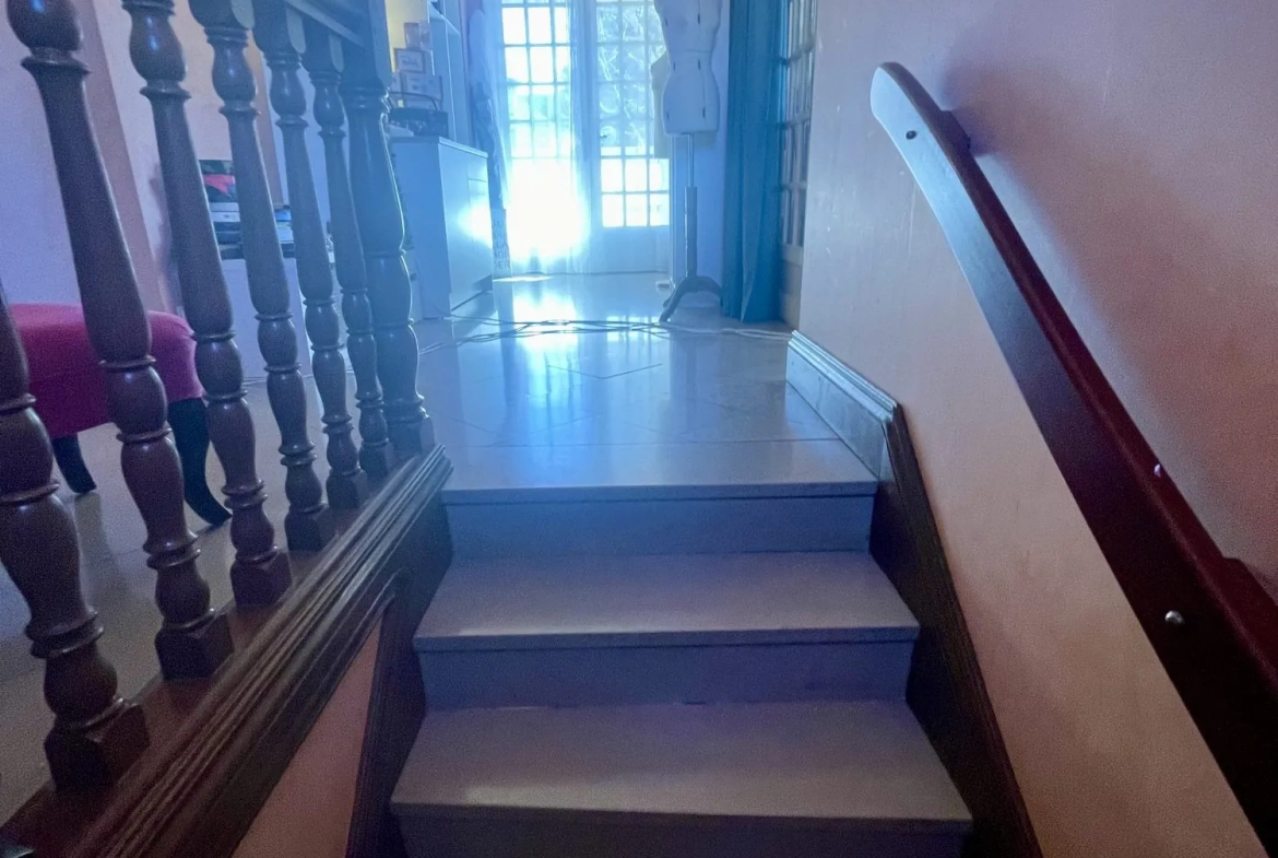 Bel appartement T5 avec terrasse à Ambert - Idéalement situé 
