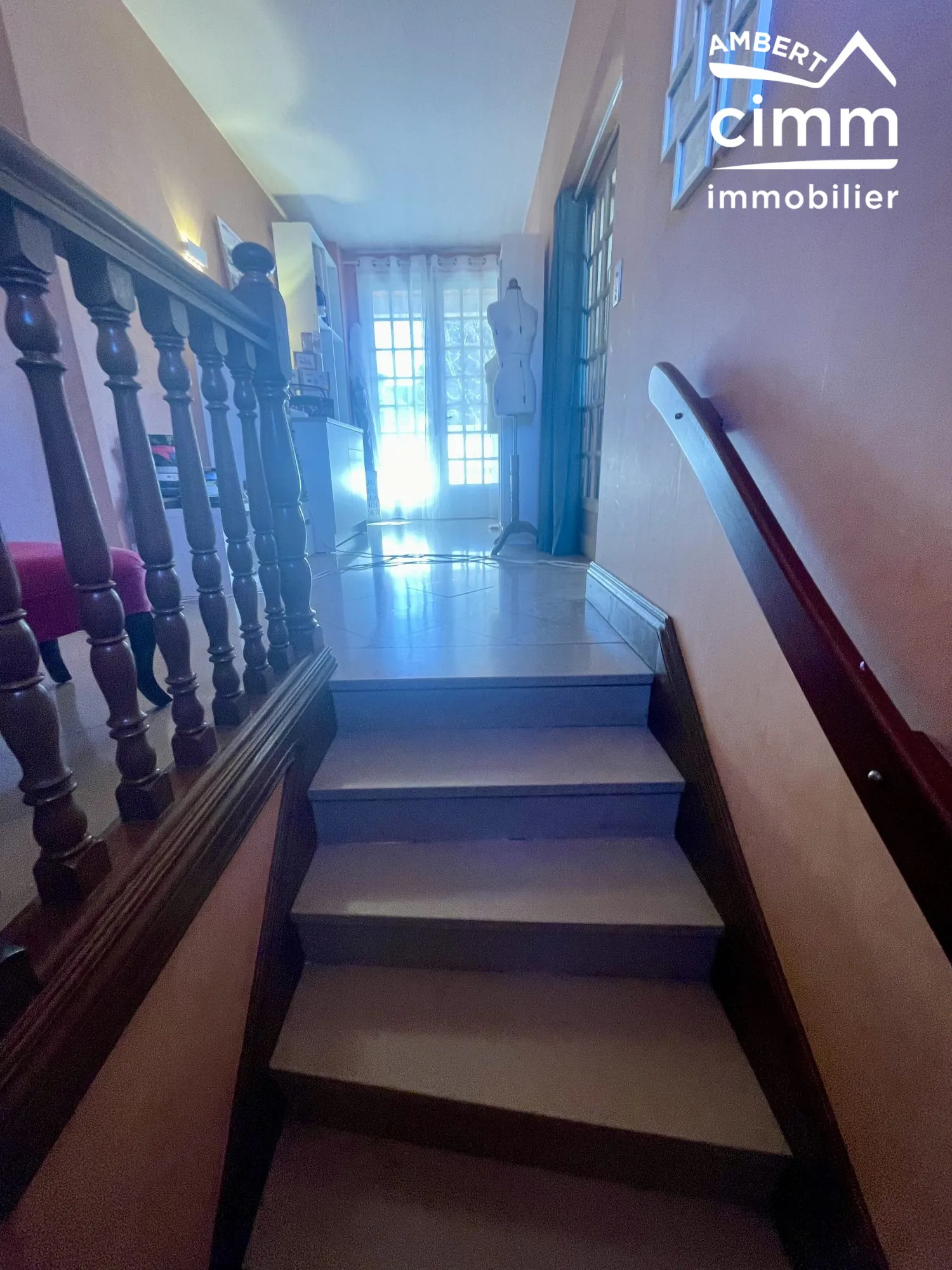 Bel appartement T5 avec terrasse à Ambert - Idéalement situé 