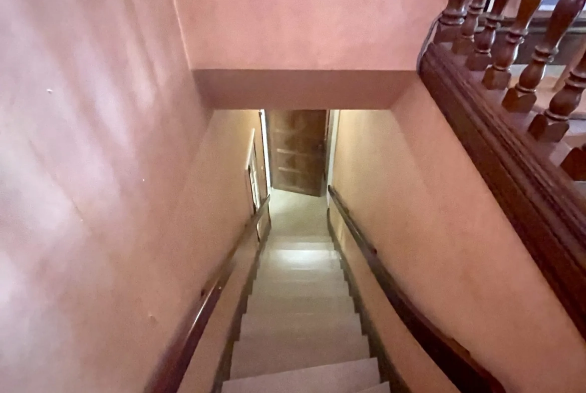 Bel appartement T5 avec terrasse à Ambert - Idéalement situé 