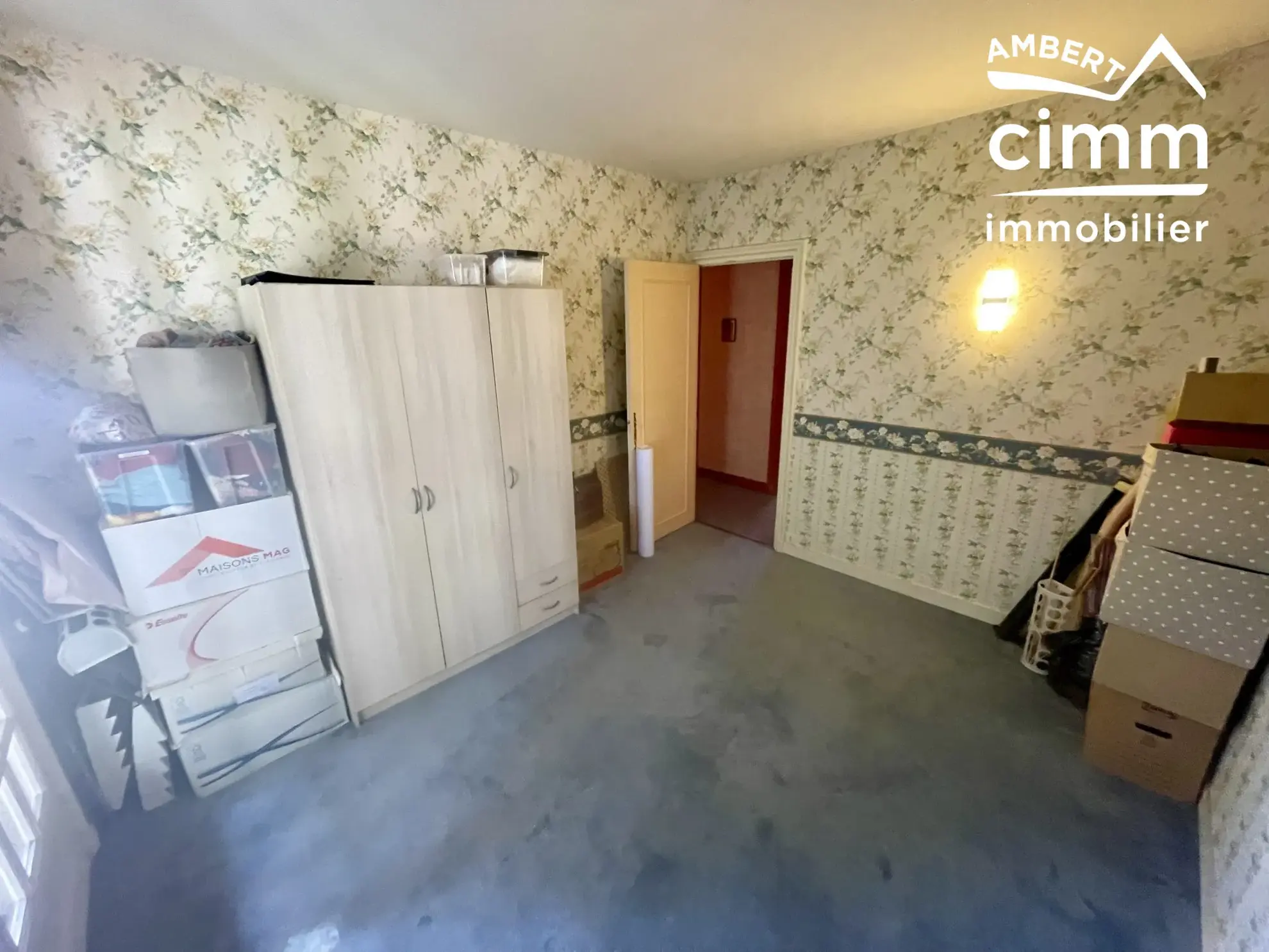 Bel appartement T5 avec terrasse à Ambert - Idéalement situé 