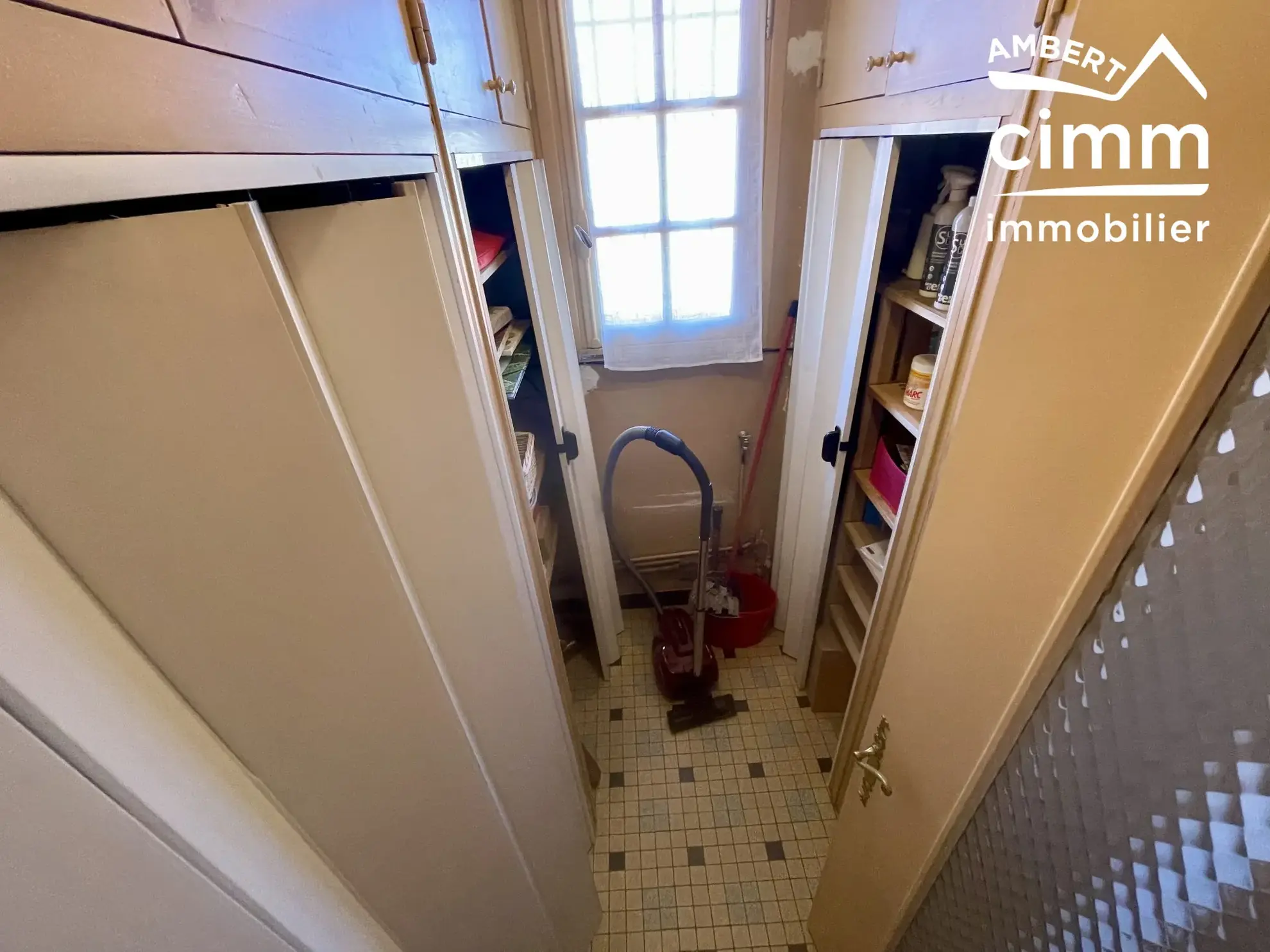 Bel appartement T5 avec terrasse à Ambert - Idéalement situé 