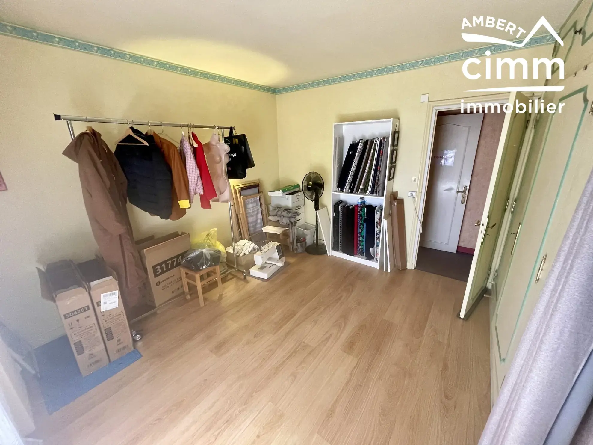 Bel appartement T5 avec terrasse à Ambert - Idéalement situé 