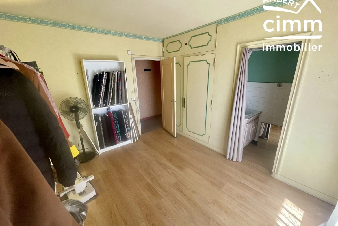 Bel appartement T5 avec terrasse à Ambert - Idéalement situé 