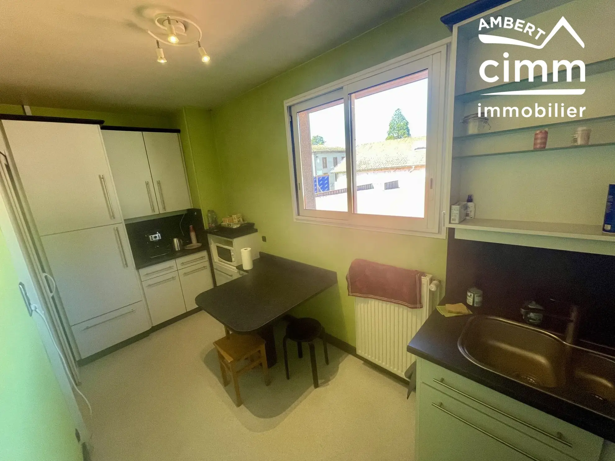 Bel appartement T5 avec terrasse à Ambert - Idéalement situé 