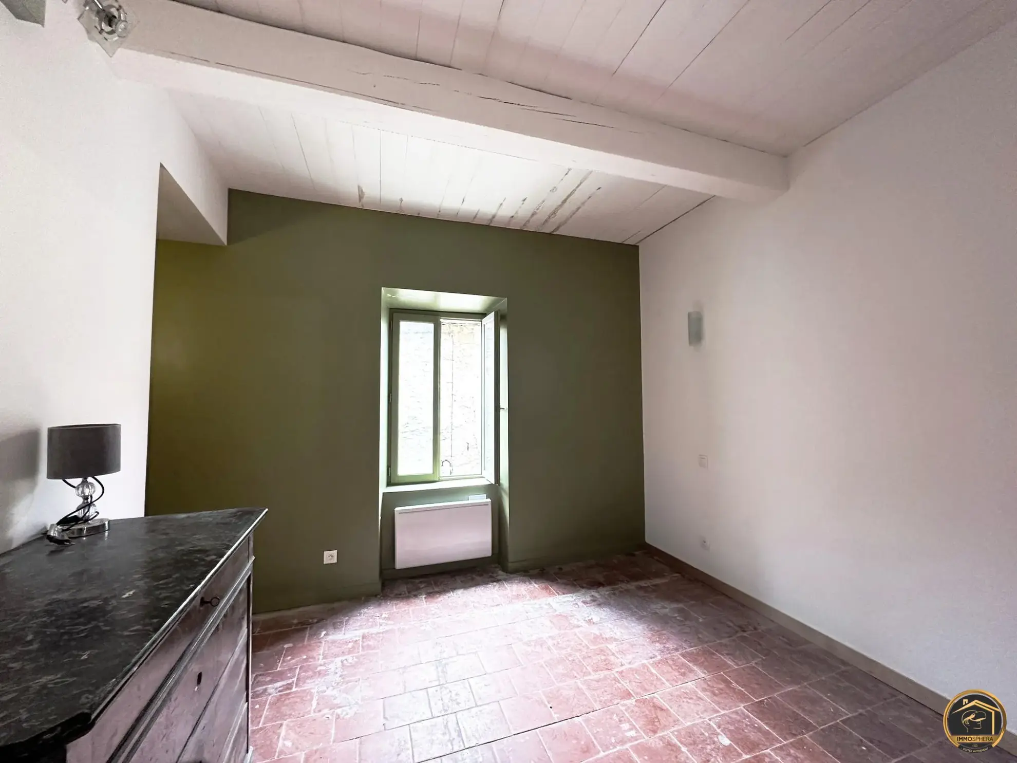 Maison de village rénovée avec garage à Saint-Pons-de-Thomières 