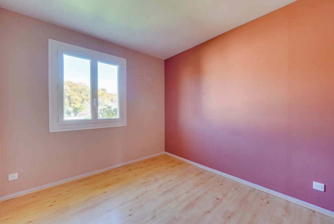 Belle maison de 113 m² avec terrasse à Camblanes-et-Meynac 