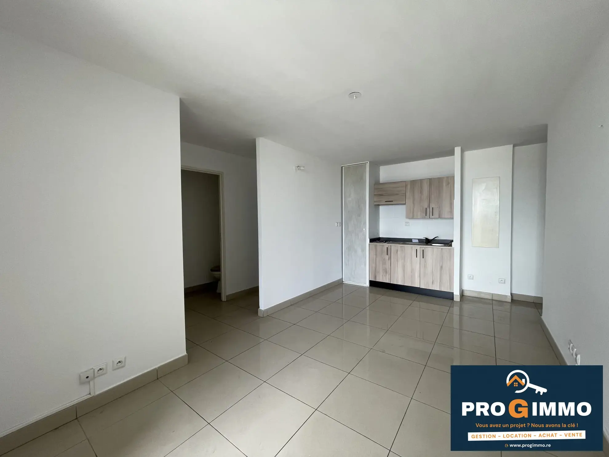 Appartement T2 avec vue mer à Saint-Denis - Résidence moderne et sécurisée 