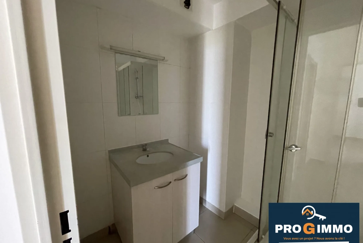 Appartement T2 avec vue mer à Saint-Denis - Résidence moderne et sécurisée 