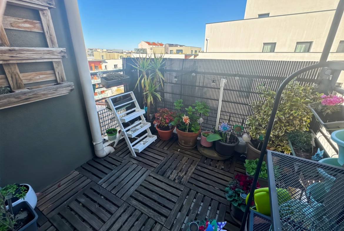 Appartement T2 avec Loggia à Lyon 8e - Investissement ou Premier Achat 