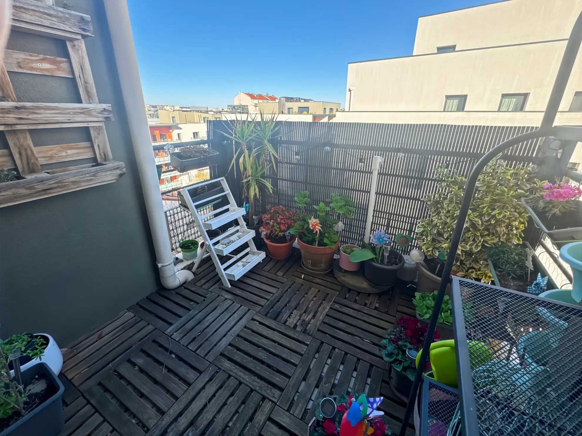 Appartement T2 avec Loggia à Lyon 8e - Investissement ou Premier Achat 