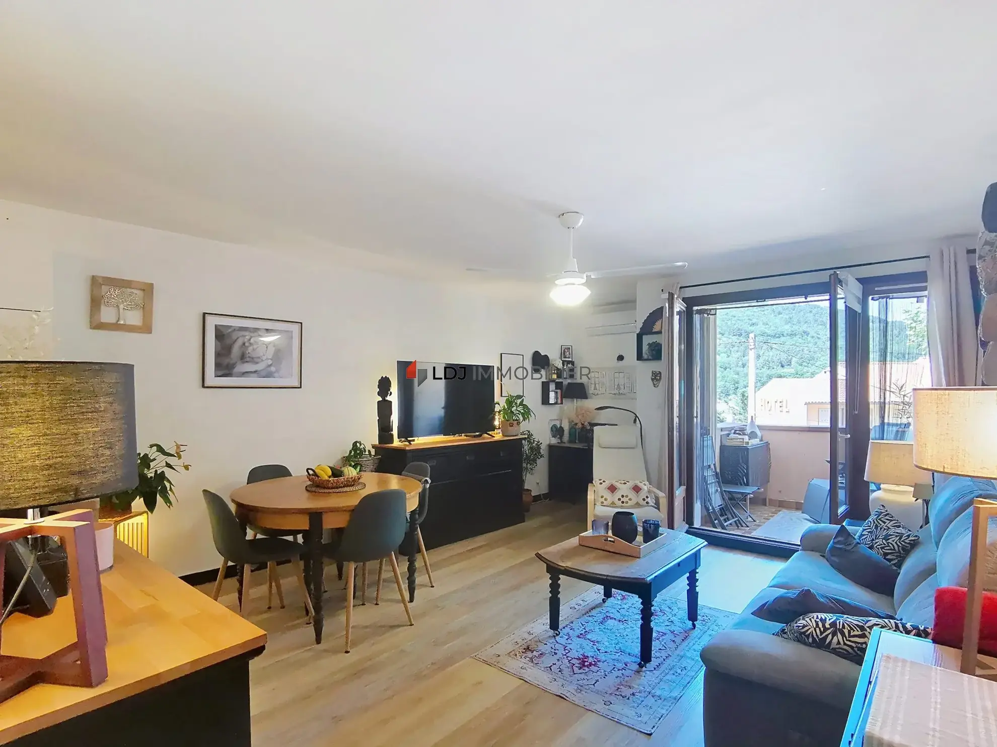 Appartement lumineux de 62 m² à vendre à Vernet-les-Bains avec terrasse et parking 