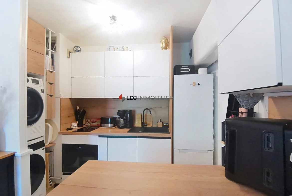 Appartement lumineux de 62 m² à vendre à Vernet-les-Bains avec terrasse et parking 