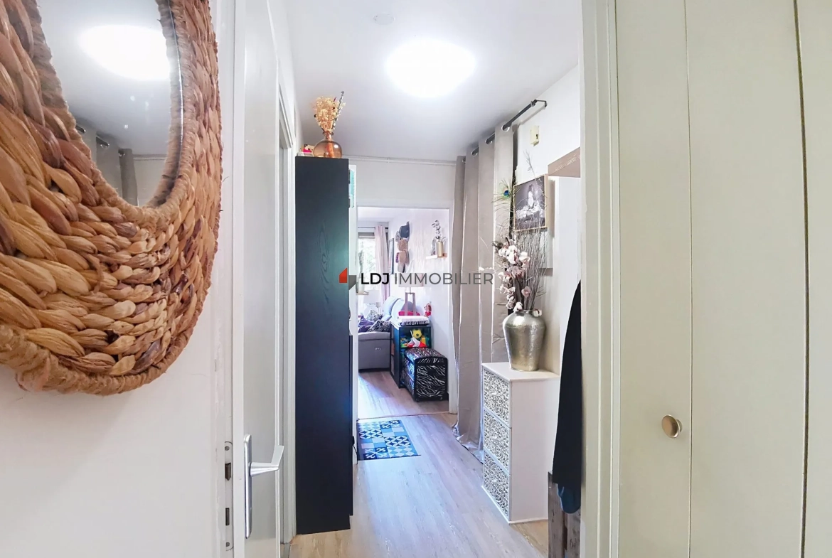 Appartement lumineux de 62 m² à vendre à Vernet-les-Bains avec terrasse et parking 