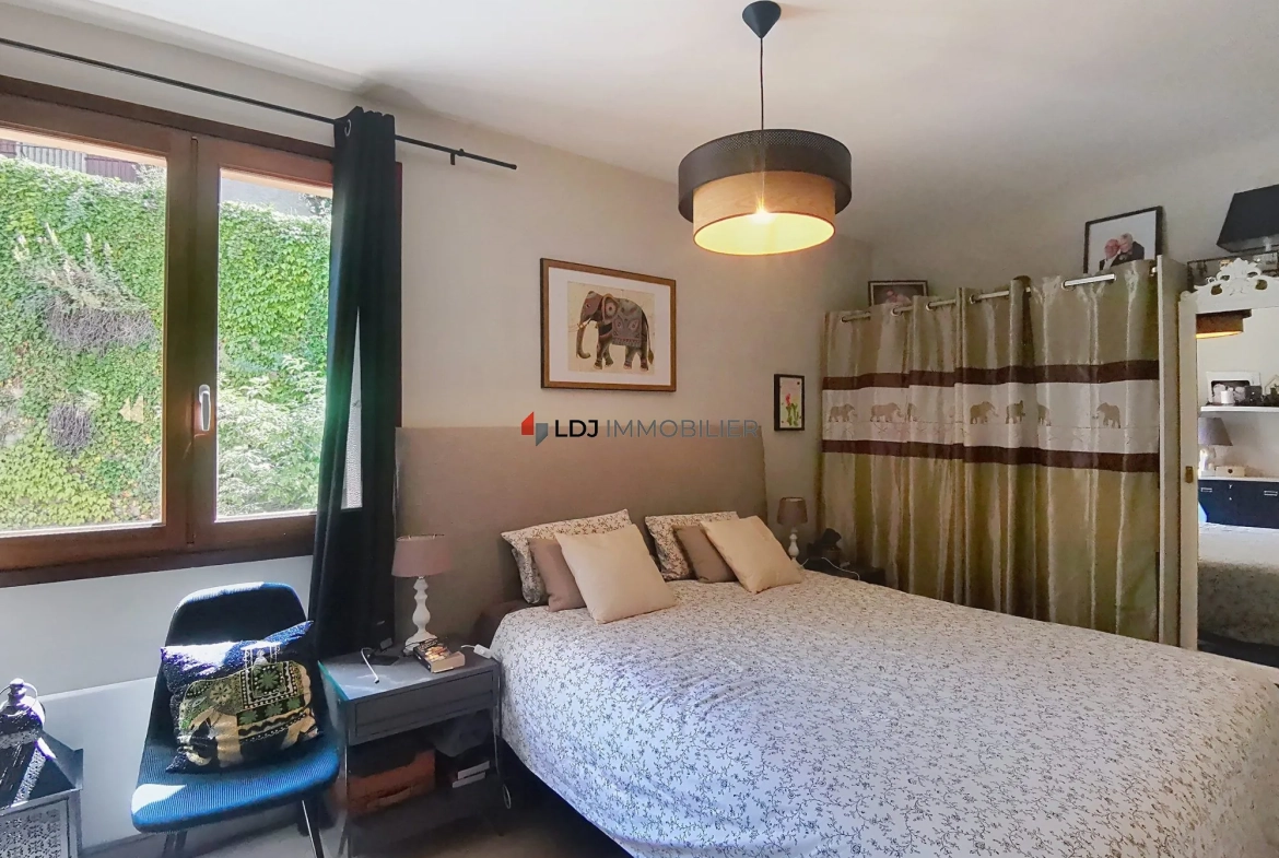 Appartement lumineux de 62 m² à vendre à Vernet-les-Bains avec terrasse et parking 