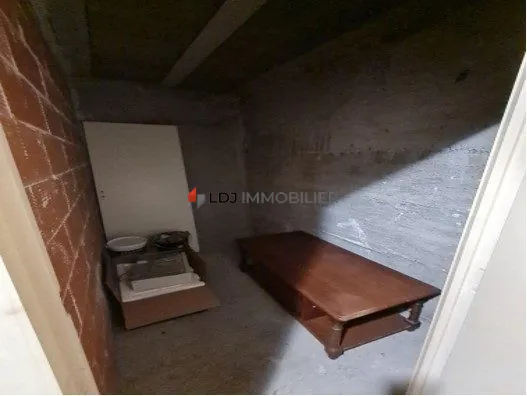 Appartement lumineux de 62 m² à vendre à Vernet-les-Bains avec terrasse et parking 