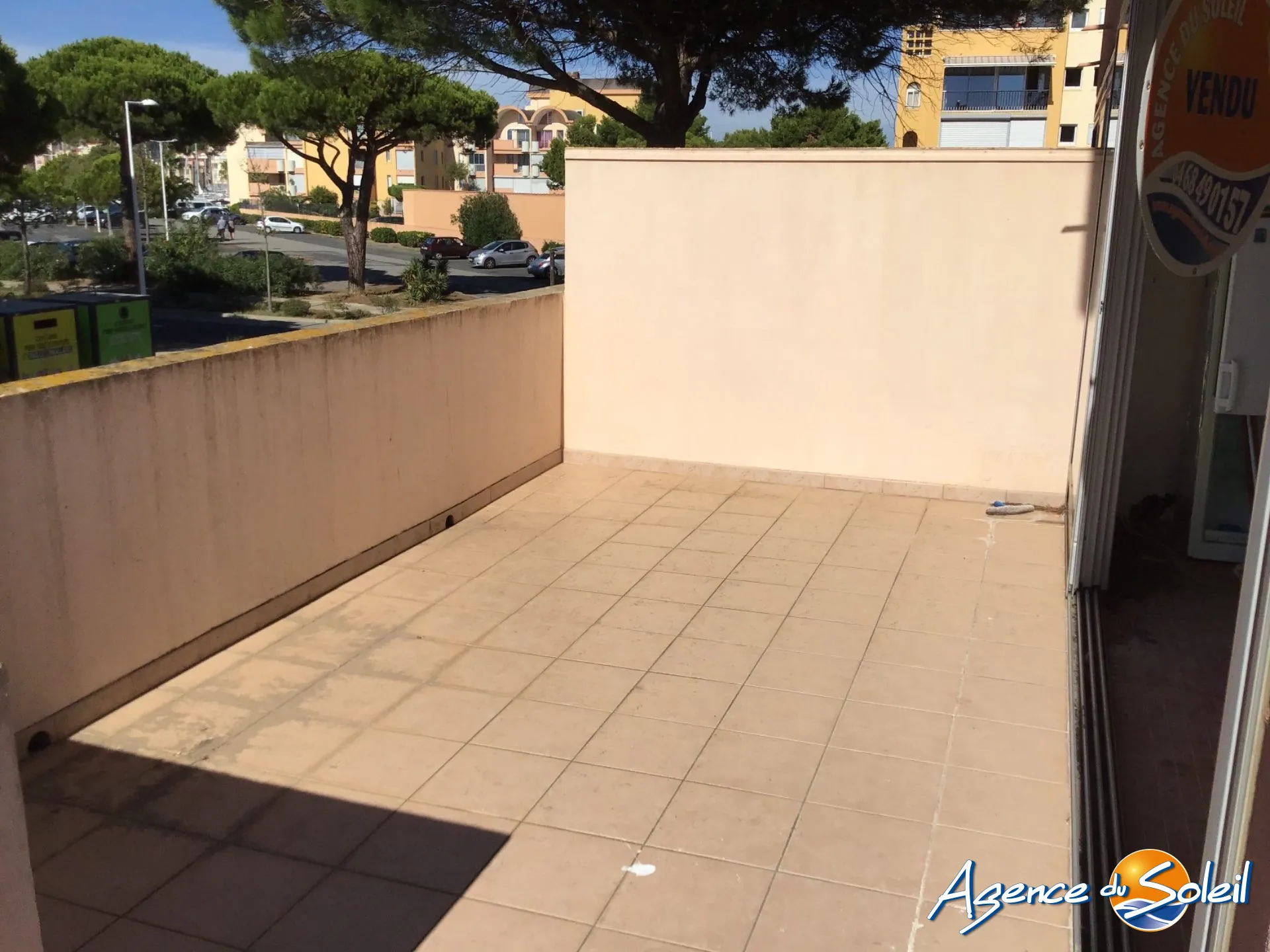 Studio à vendre avec terrasse à Gruissan, vue dégagée sur le Pech des Moulins 