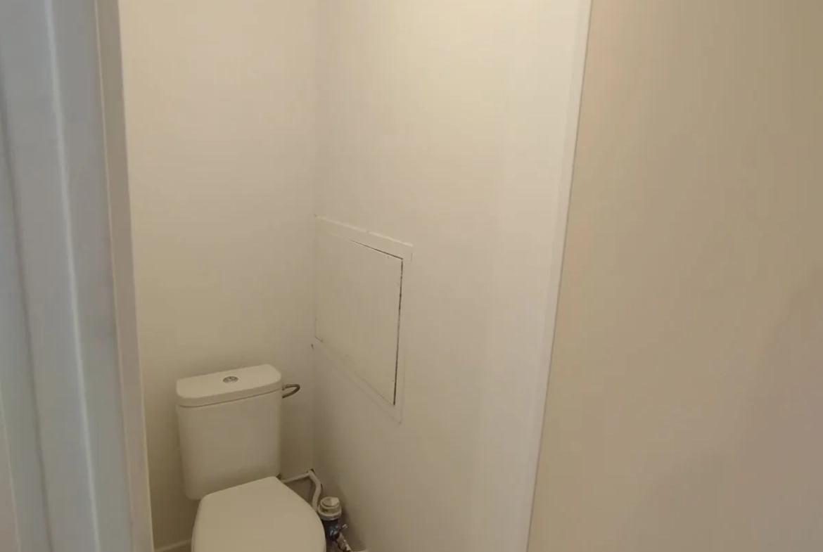 Studio à vendre avec terrasse à Gruissan, vue dégagée sur le Pech des Moulins 