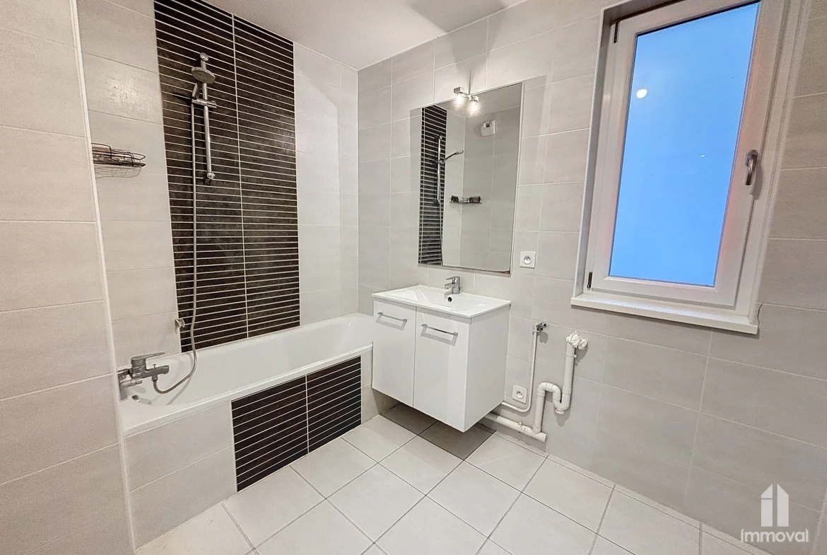 Appartement T3 de 62 m² avec terrasse à Strasbourg Montagne Verte 
