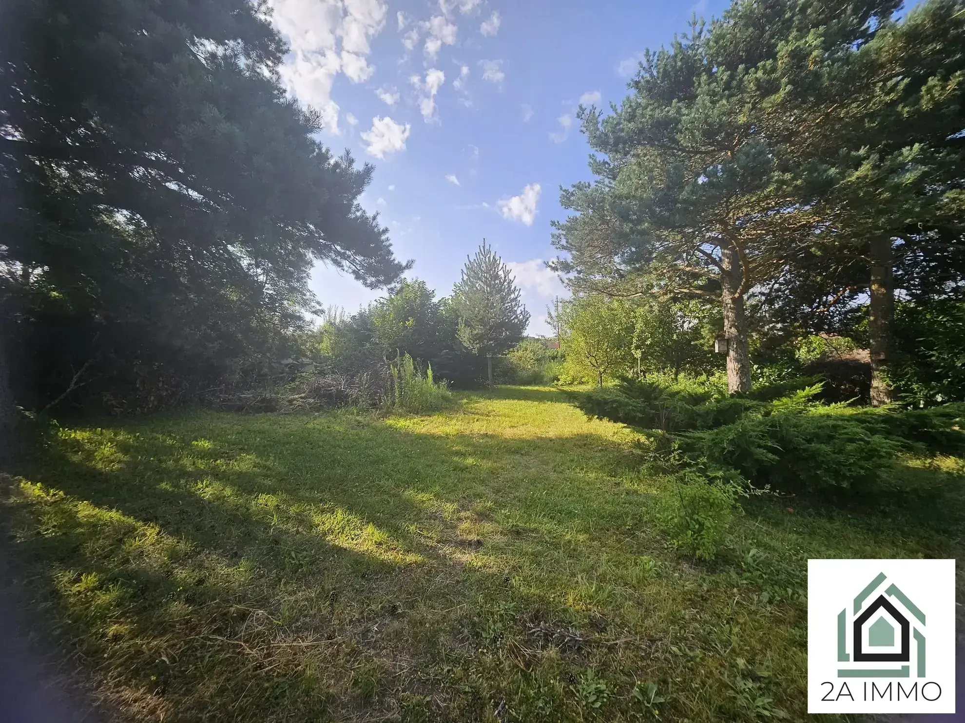 Terrain constructible à Saint-Ours avec vue imprenable et proximité de Clermont-Ferrand 