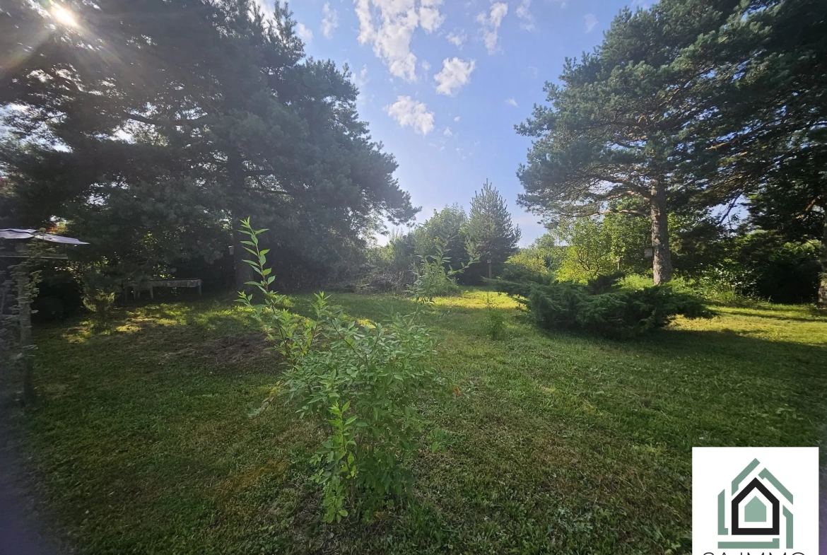 Terrain constructible à Saint-Ours avec vue imprenable et proximité de Clermont-Ferrand 