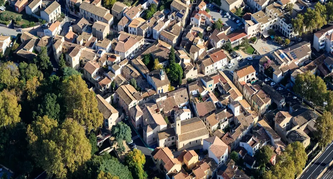 Terrain à vendre à Saint Brès – Construction libre, proximité Montpellier 
