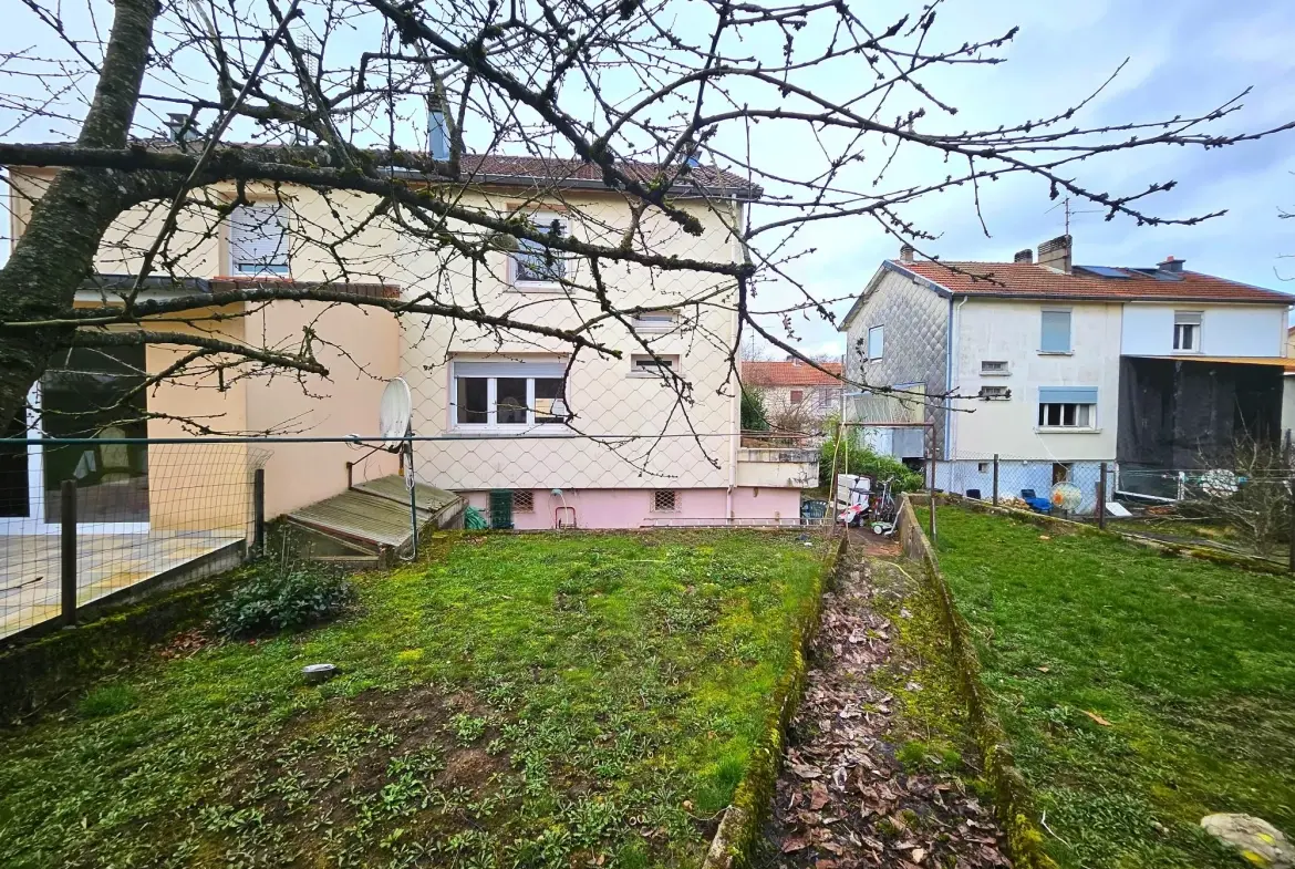 Maison à Vendre à Villerupt – Idéalement située, 70 m² à rafraîchir avec potentiel d'extension 