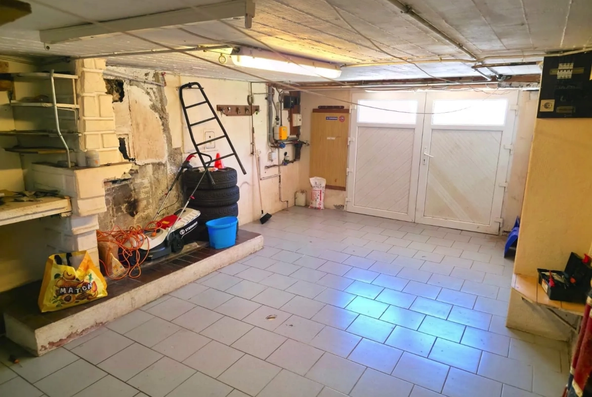 Maison à Vendre à Villerupt – Idéalement située, 70 m² à rafraîchir avec potentiel d'extension 