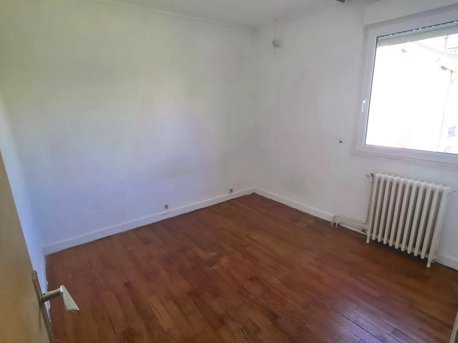 Maison à Vendre à Villerupt – Idéalement située, 70 m² à rafraîchir avec potentiel d'extension 