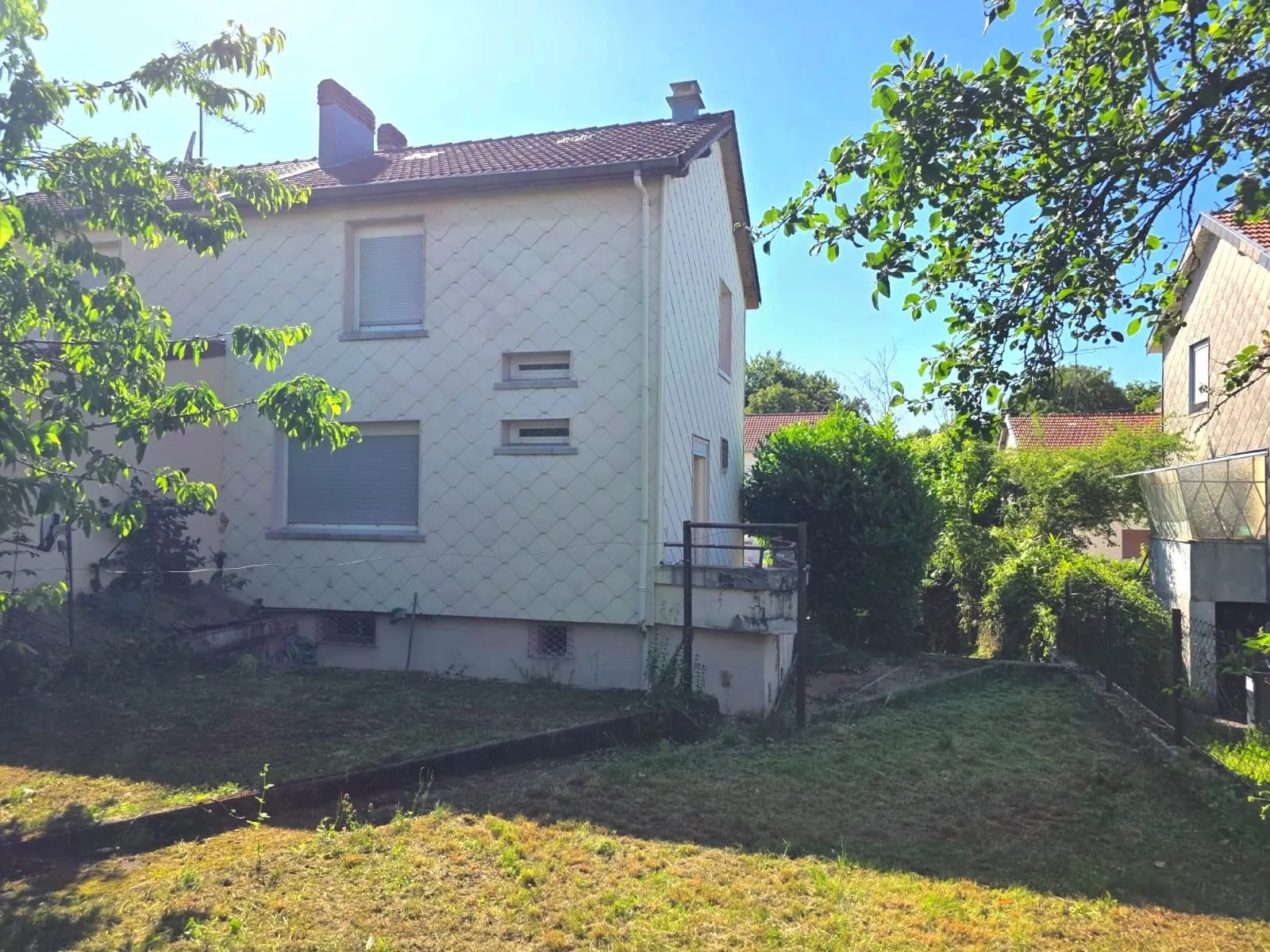 Maison à Vendre à Villerupt – Idéalement située, 70 m² à rafraîchir avec potentiel d'extension 