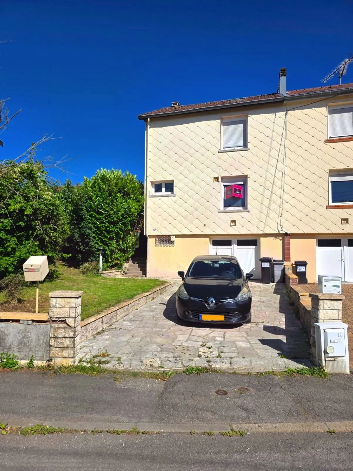 Maison à Vendre à Villerupt – Idéalement située, 70 m² à rafraîchir avec potentiel d'extension 