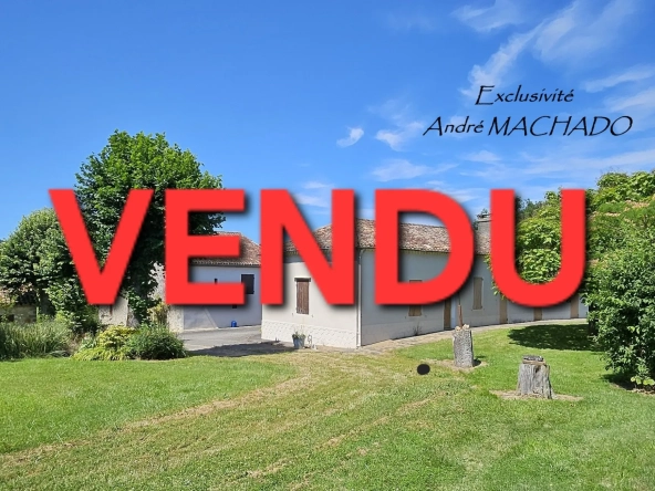 Propriété ancienne en pierre avec maison, chai et terrain à Laplume (47)
