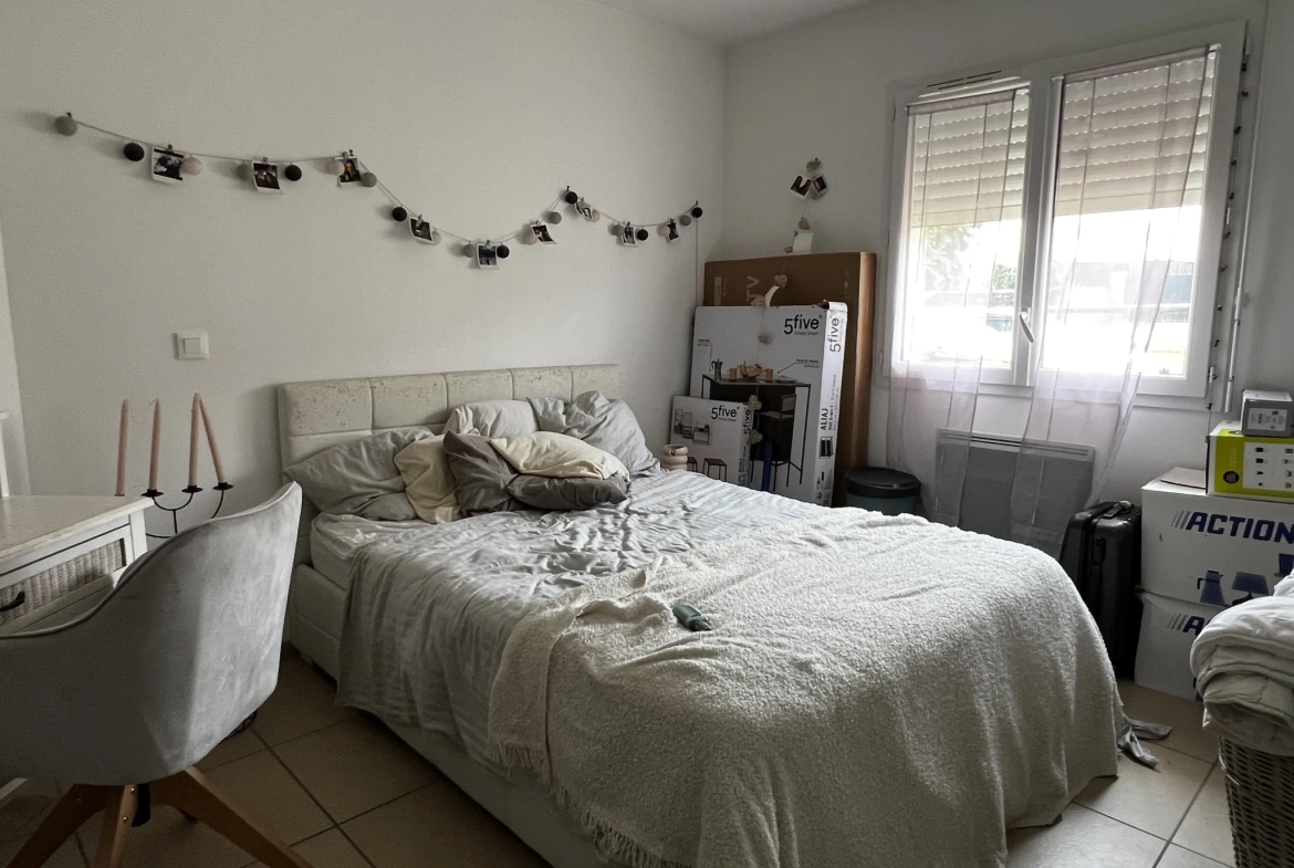 Maison contemporaine avec 3 chambres, garage et vue dégagée à Langon 