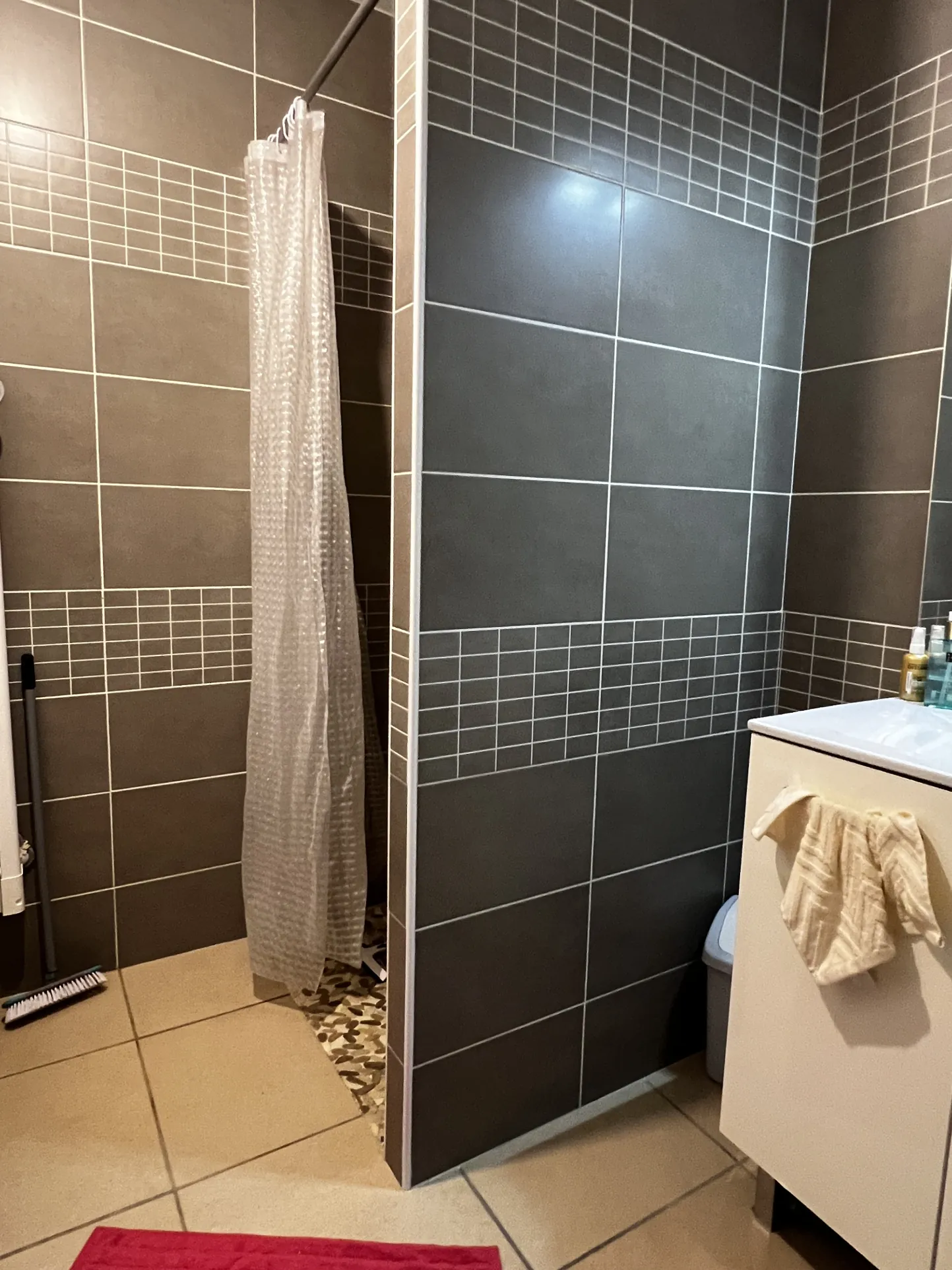 Maison contemporaine avec 3 chambres, garage et vue dégagée à Langon 