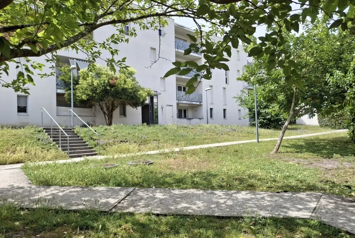 Appartement T3 au Taillan-Médoc avec balcon et parking sécurisé 