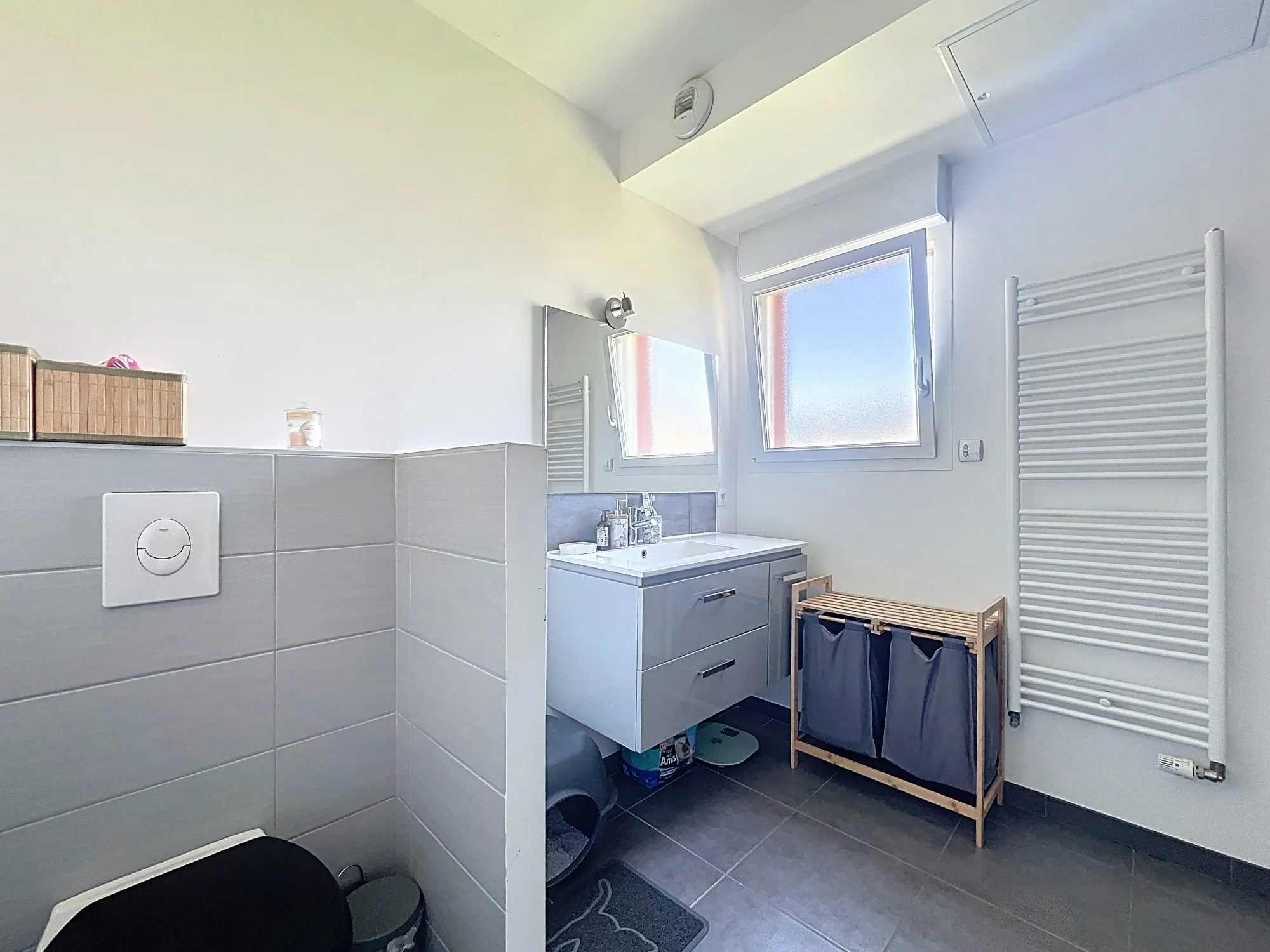 Maison de plain-pied à vendre à Offemont avec garage et terrasse 