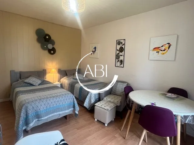 Studio à vendre à Bagnole de l'Orne (61140) - Centre-ville avec balcon et parking 