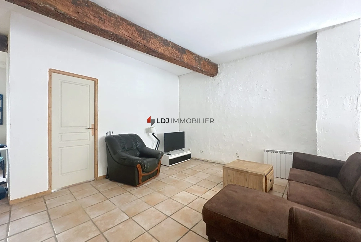 Appartement spacieux de 87 m² au cœur de Perpignan avec cachet traditionnel 