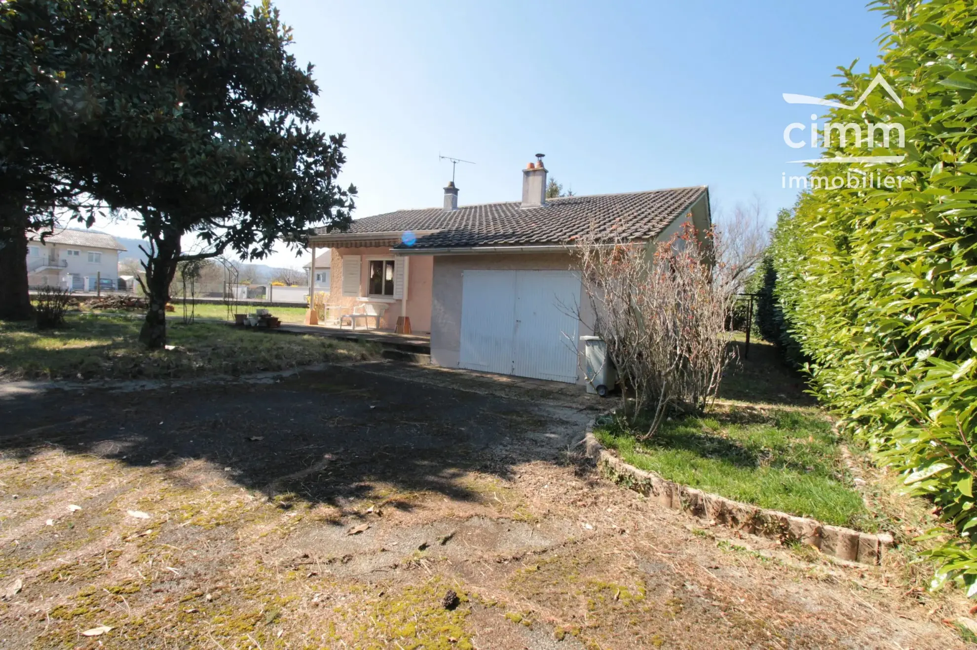 À vendre villa de plain-pied à Saint-Siméon-de-Bressieux - 83 m², grand terrain 