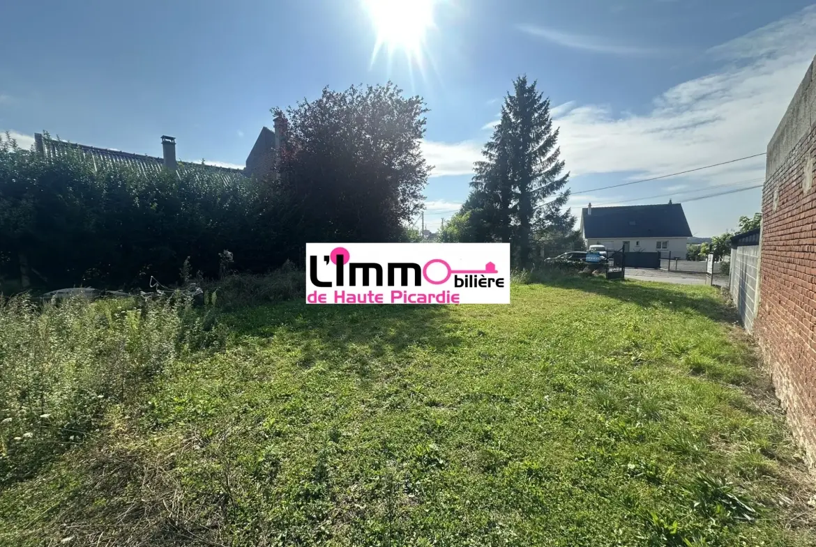 Terrain à vendre à Le Quesnel - Grand terrain constructible de 3000 m² 