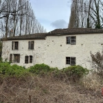 Ancien moulin en pierre à rénover à Dondas, proche Laroque Timbaut