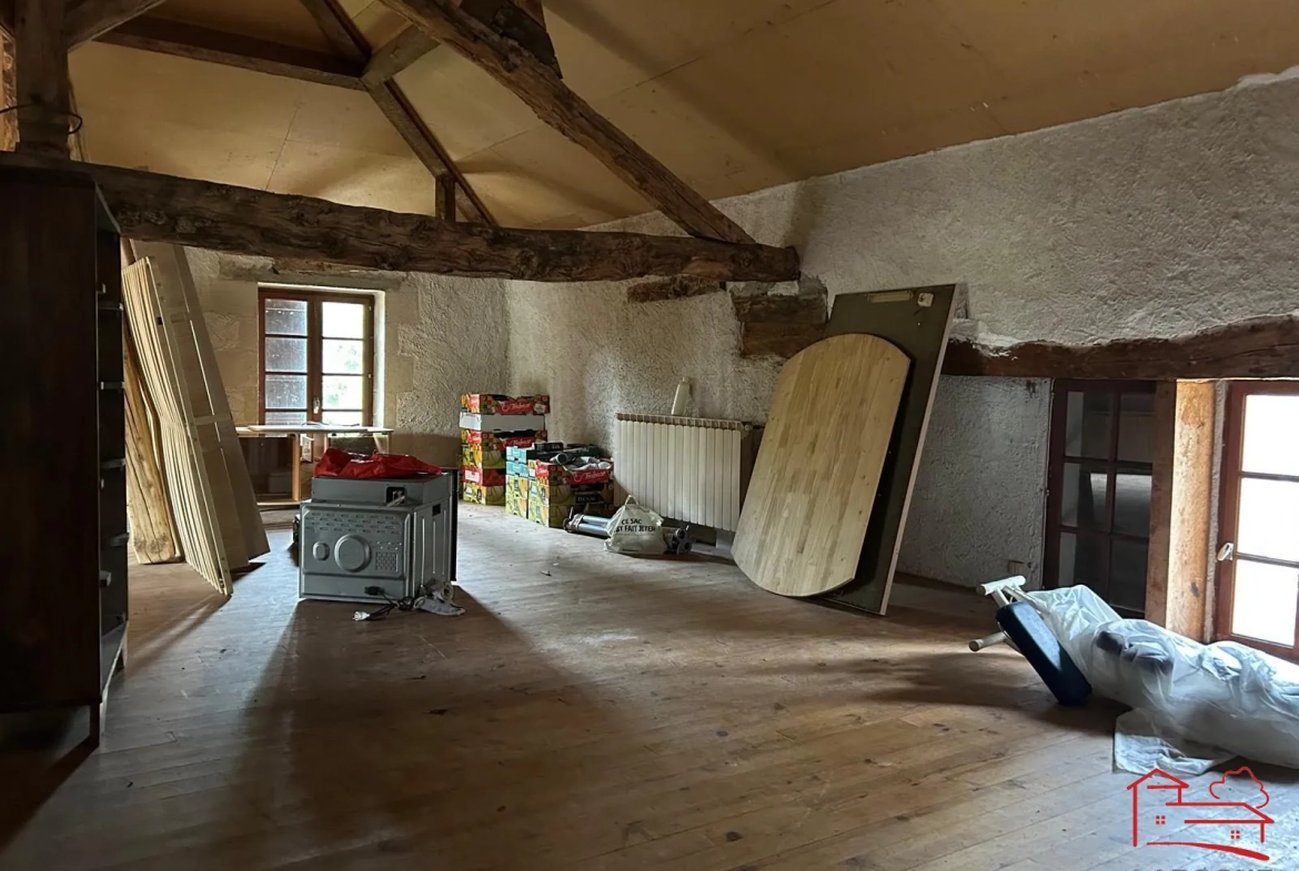 Ancien moulin en pierre à rénover à Dondas, proche Laroque Timbaut 