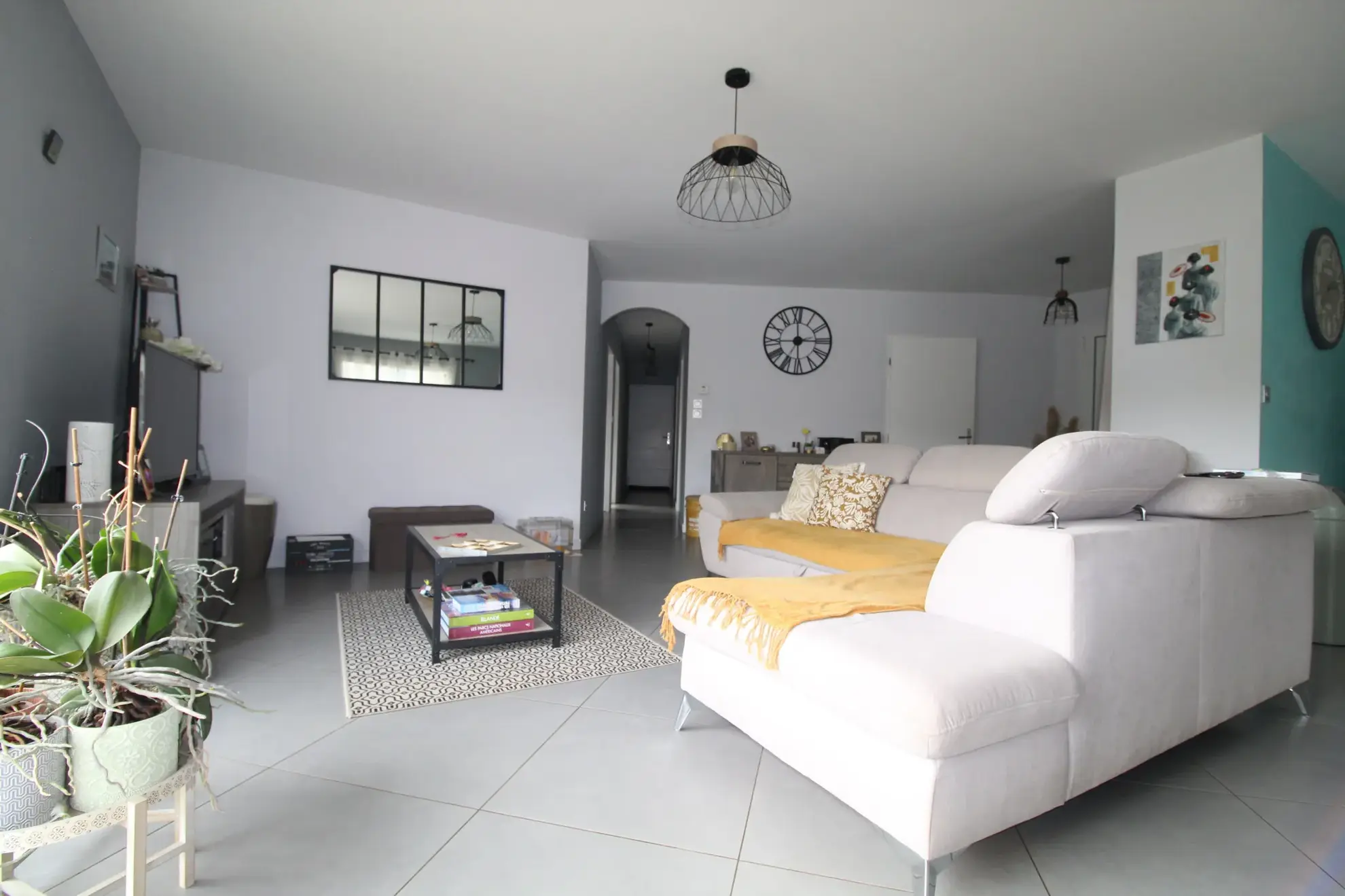 Villa T4 de 2013 avec garage, terrasse et prestations haut de gamme à Vabres l'Abbaye 