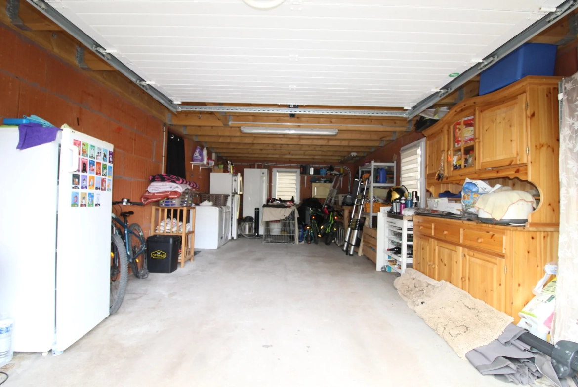 Villa T4 de 2013 avec garage, terrasse et prestations haut de gamme à Vabres l'Abbaye 