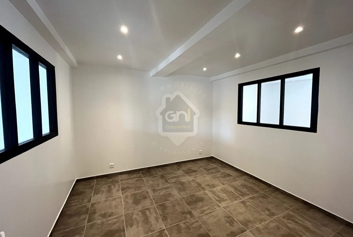 Appartement T4 rénové de 70 m² avec terrasse à Gonfaron 