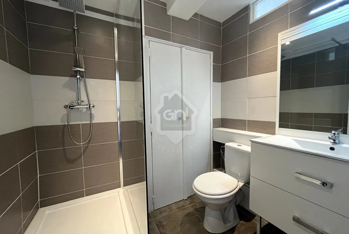 Appartement T4 rénové de 70 m² avec terrasse à Gonfaron 