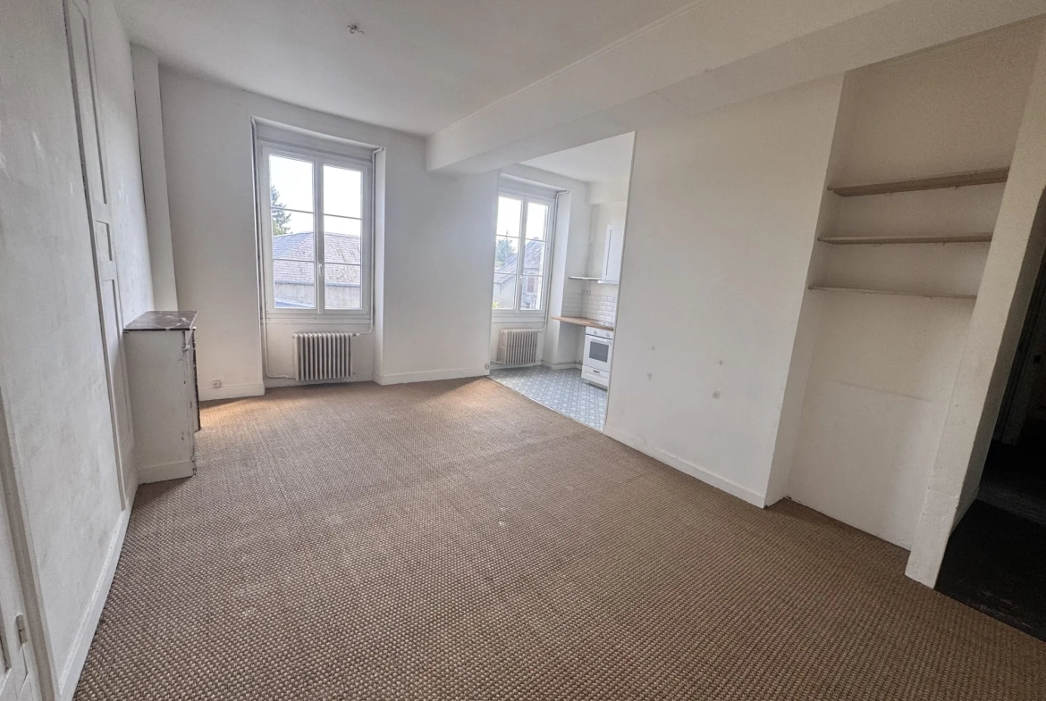 Appartement 2 pièces à vendre à Vic-sur-Aisne - Centre-ville, parking inclus 