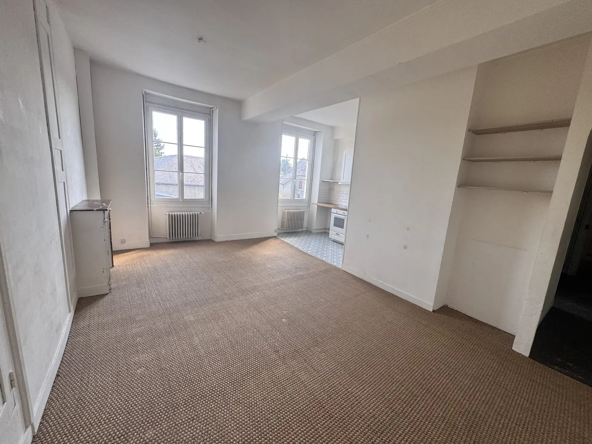 Appartement 2 pièces à vendre à Vic-sur-Aisne - Centre-ville, parking inclus 